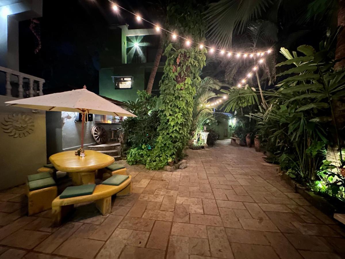 Casa Da Praia Bed & Breakfast